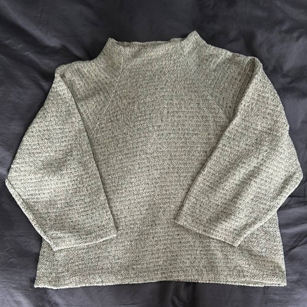 Women's Gray Sweater